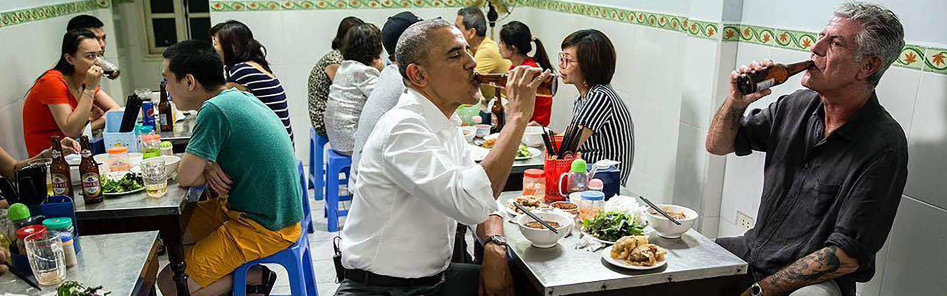 The Scoop: Haute hot dogs, Obama's street food sojourn, and food safety issues in Singapore