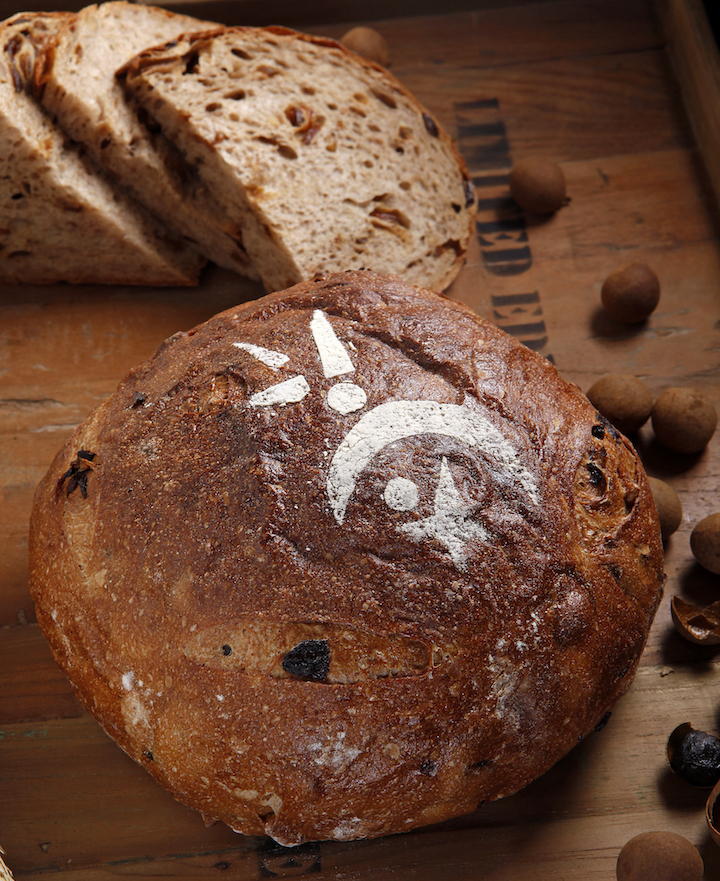 https://robert-parker-michelin-sg-prod.s3.amazonaws.com/media/image/2018/03/28/a7ade1dff0954291910d182395495772_bread+copy.jpg